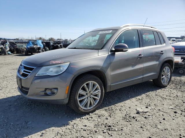 2009 VOLKSWAGEN TIGUAN SE, 