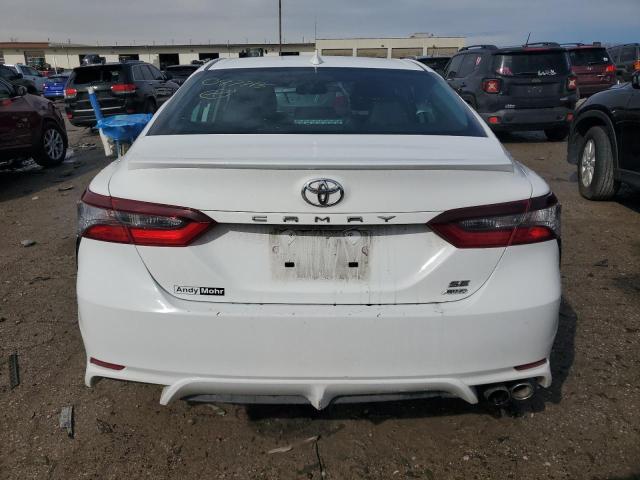 4T1T11BK0PU097715 - 2023 TOYOTA CAMRY SE NIGHT SHADE WHITE photo 6