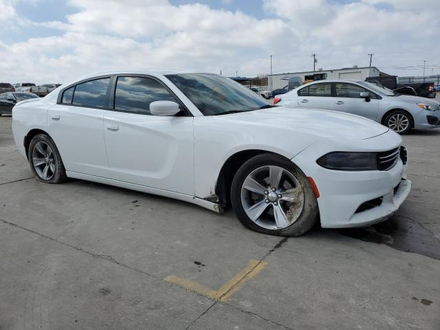 2C3CDXBGXFH844690 - 2015 DODGE CHARGER SE WHITE photo 4