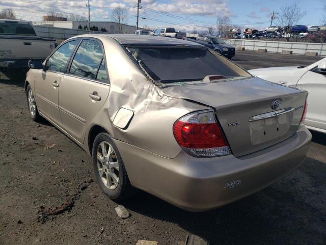 4T1BE30K15U072222 - 2005 TOYOTA CAMRY LE TAN photo 2