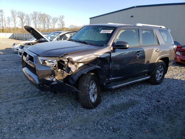 JTEBU5JR1J5548130 - 2018 TOYOTA 4RUNNER SR5/SR5 PREMIUM GRAY photo 1