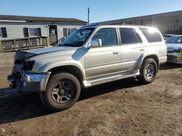 2001 TOYOTA 4RUNNER SR5, 