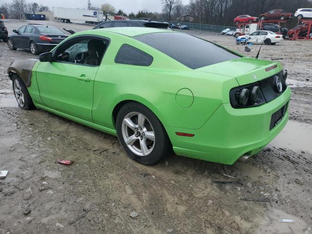 1ZVBP8AM4E5269291 - 2014 FORD MUSTANG GREEN photo 2