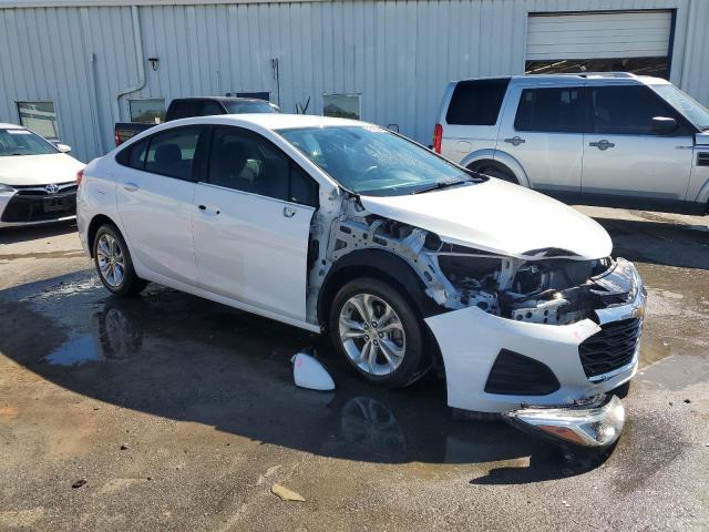 1G1BC5SMXK7152867 - 2019 CHEVROLET CRUZE LS WHITE photo 4