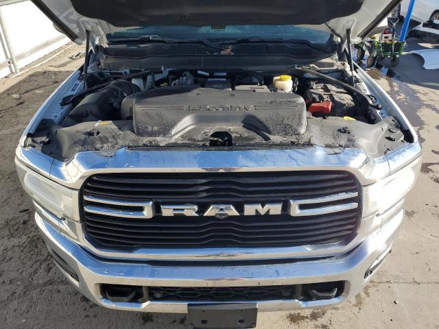 3C6UR5DL3KG550081 - 2019 RAM 2500 BIG HORN WHITE photo 11