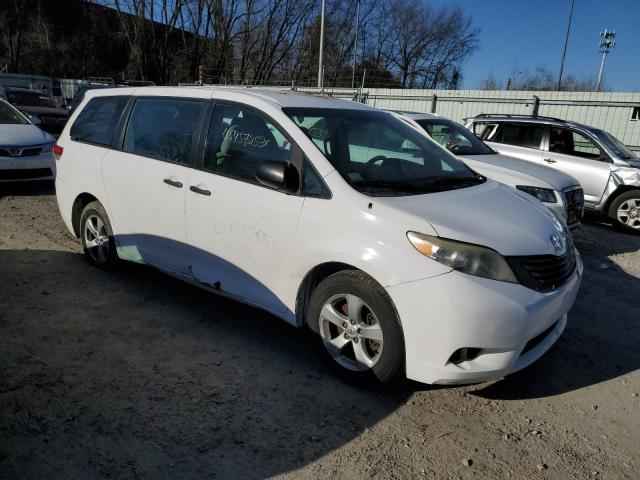 5TDKA3DC6BS004081 - 2011 TOYOTA SIENNA BASE WHITE photo 4