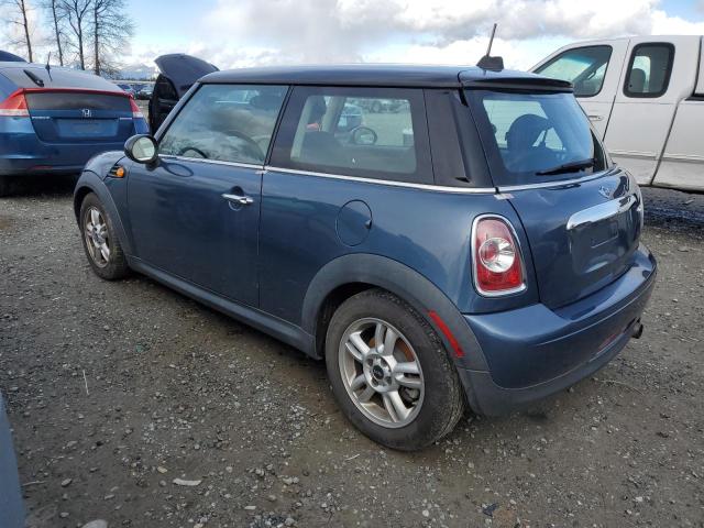 WMWSU3C54BT251303 - 2011 MINI COOPER BLUE photo 2