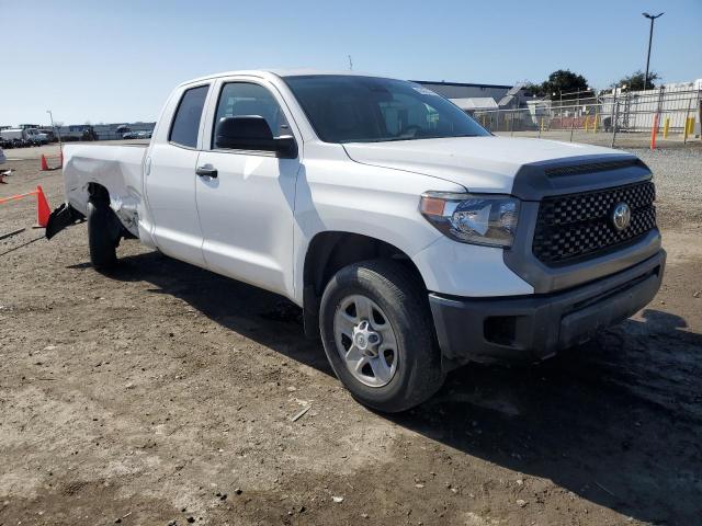 5TFTY5F14LX011159 - 2020 TOYOTA TUNDRA DOUBLE CAB SR/SR5 WHITE photo 4