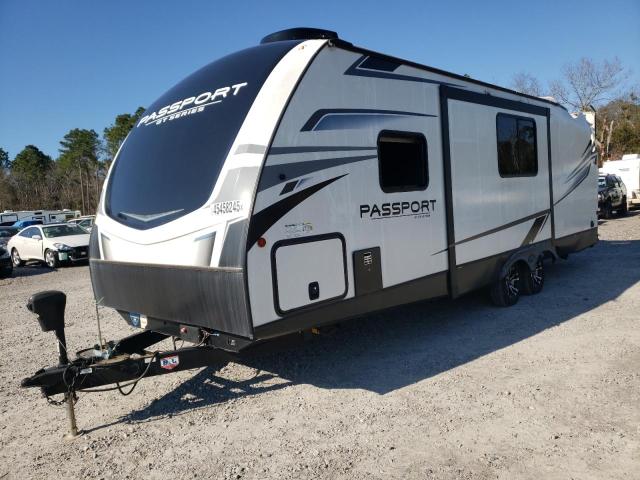 4YDT24021MD413556 - 2021 KEYSTONE PASSPORT WHITE photo 2