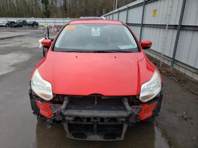 1FADP3K24DL325483 - 2013 FORD FOCUS SE RED photo 5