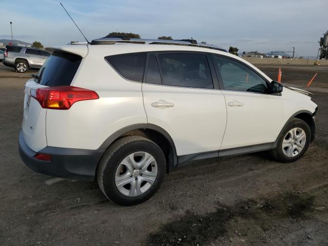 JTMZFREV2FD071300 - 2015 TOYOTA RAV4 LE WHITE photo 3