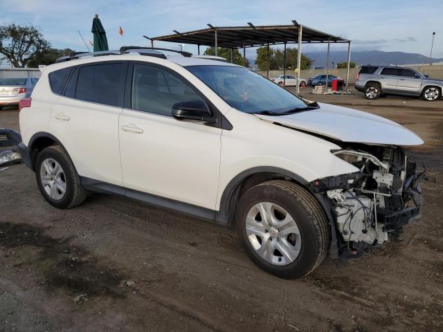 JTMZFREV2FD071300 - 2015 TOYOTA RAV4 LE WHITE photo 4