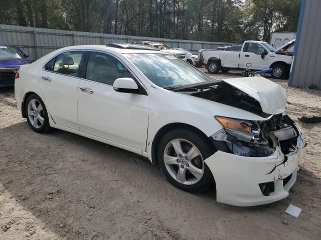 JH4CU2F61AC027666 - 2010 ACURA TSX WHITE photo 4