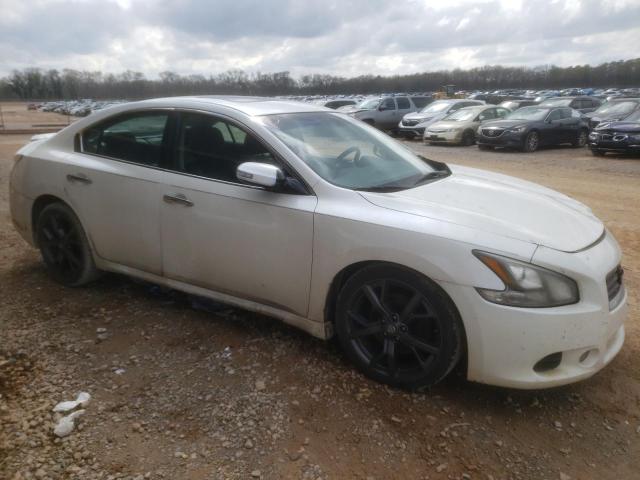 1N4AA5APXDC840212 - 2013 NISSAN MAXIMA S WHITE photo 4