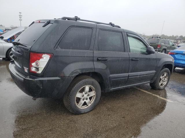 1J4GR48K15C669685 - 2005 JEEP GRAND CHER LAREDO BLACK photo 3