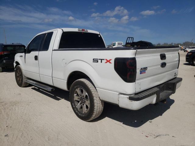 1FTFX1CFXDFD17329 - 2013 FORD F-150 SUPER CAB WHITE photo 2