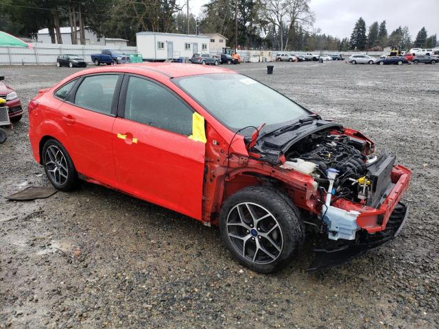 1FADP3F2XGL325051 - 2016 FORD FOCUS SE RED photo 4