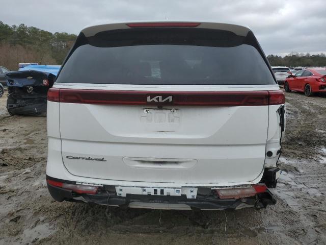 KNDNB4H34N6131913 - 2022 KIA CARNIVAL LX WHITE photo 6