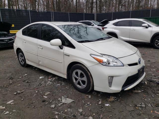 JTDKN3DU0D5664347 - 2013 TOYOTA PRIUS WHITE photo 4