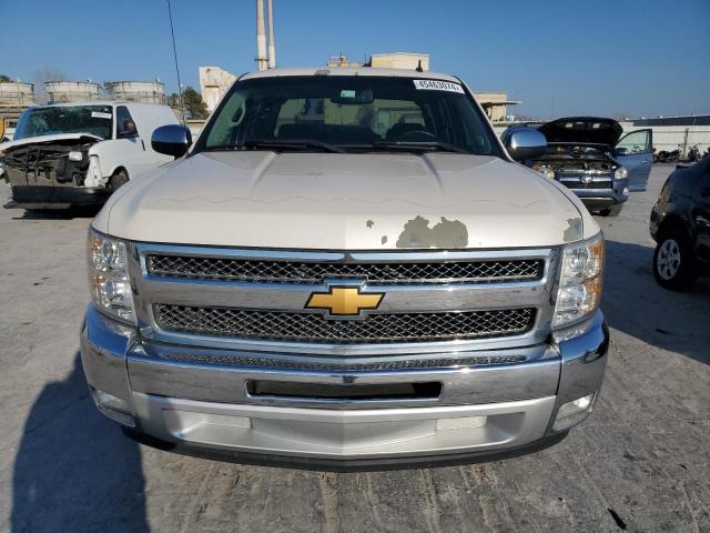 3GCPCSE03DG285014 - 2013 CHEVROLET SILVRDO LS C1500 LT WHITE photo 5