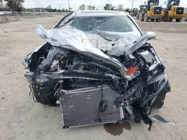 4T1T11AK5PU819133 - 2023 TOYOTA CAMRY SE NIGHT SHADE SILVER photo 5