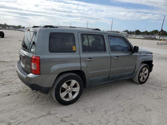 1J4NT4GB0BD230395 - 2011 JEEP PATRIOT LATITUDE GRAY photo 3