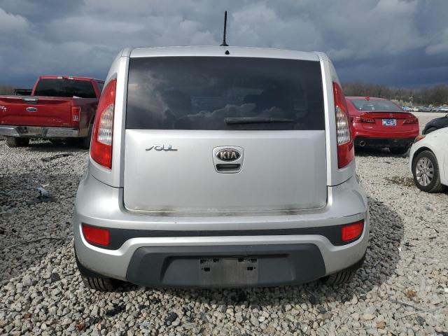 KNDJT2A56D7765258 - 2013 KIA SOUL SILVER photo 6