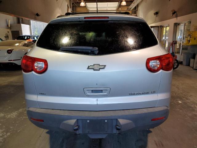 1GNKVFEDXCJ268746 - 2012 CHEVROLET TRAVERSE LS SILVER photo 6