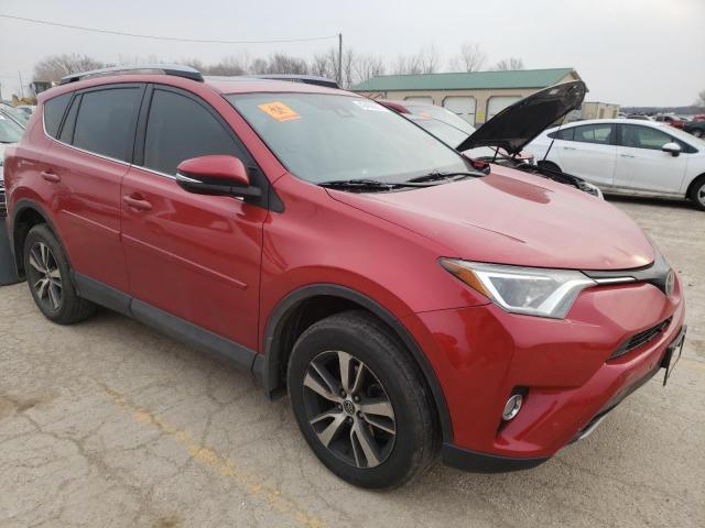 JTMWFREV8HJ137985 - 2017 TOYOTA RAV4 XLE RED photo 4