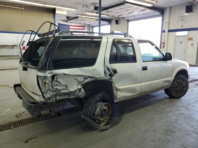 1GNDT13W4V2215477 - 1997 CHEVROLET BLAZER WHITE photo 3