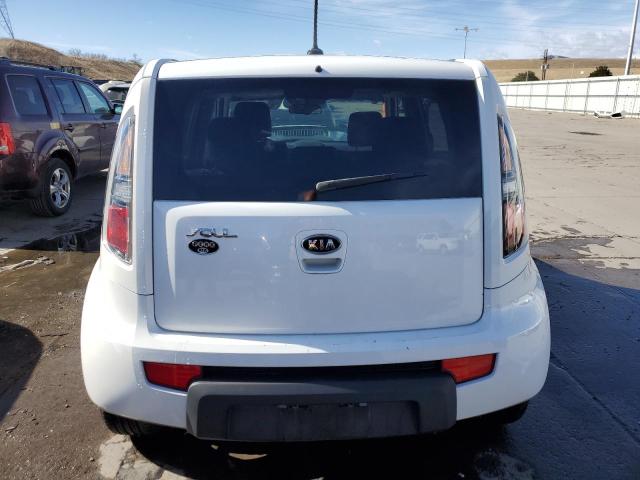 KNDJT2A20B7716110 - 2011 KIA SOUL + WHITE photo 6