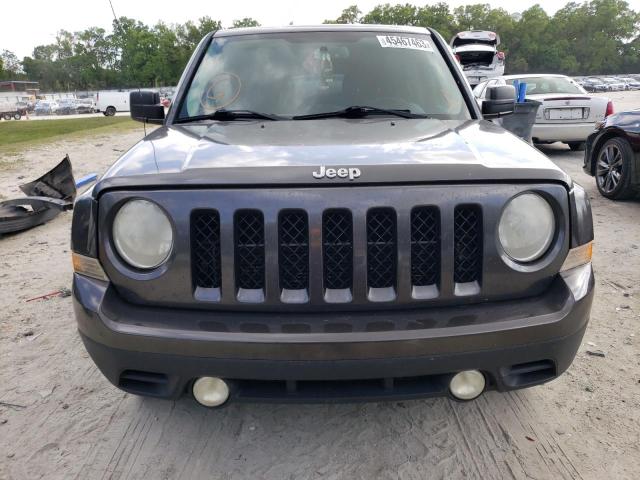 1C4NJPFA2ED758157 - 2014 JEEP PATRIOT LATITUDE GRAY photo 5