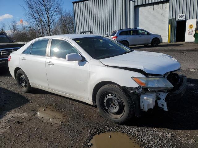 4T4BE46KX8R033278 - 2008 TOYOTA CAMRY CE WHITE photo 4