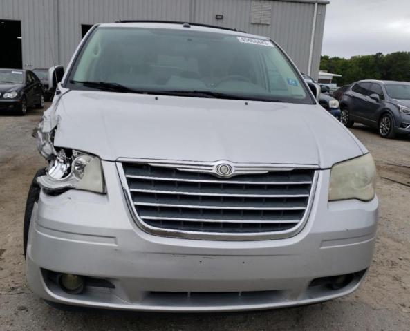 2A8HR541X9R630175 - 2009 CHRYSLER TOWN & COU TOURING ვერცხლისფერი ფოტო 5