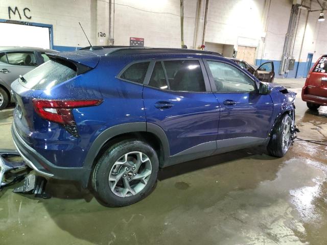 KL77LHE27RC171755 - 2024 CHEVROLET TRAX 1LT BLUE photo 3