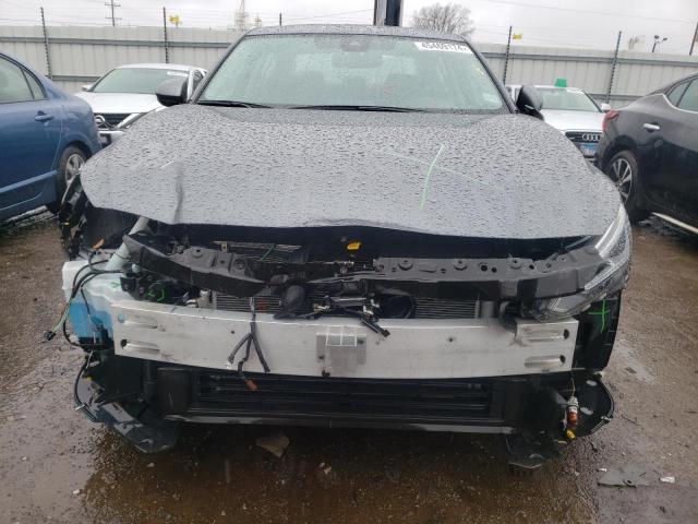 1N4BL4DW0KC138330 - 2019 NISSAN ALTIMA SV GRAY photo 5