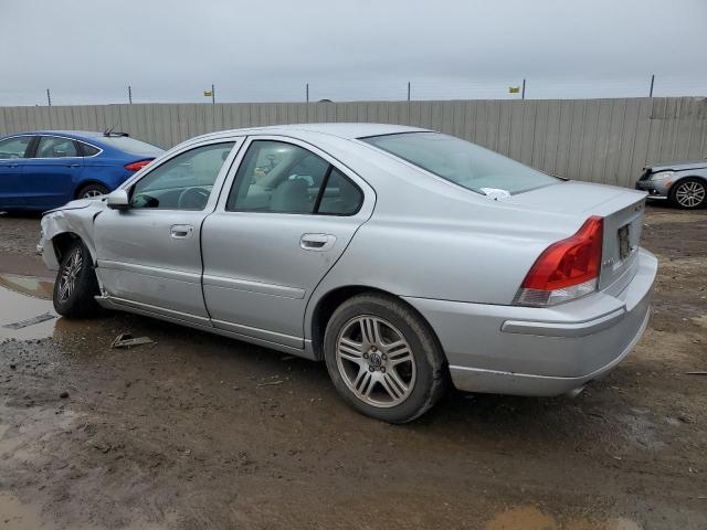 YV1RS592762543971 - 2006 VOLVO S60 2.5T SILVER photo 2