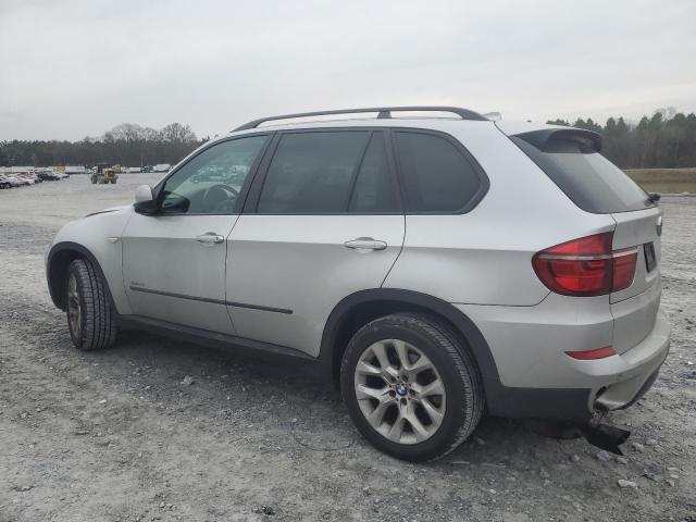 5UXZV4C54D0B05221 - 2013 BMW X5 XDRIVE35I SILVER photo 2