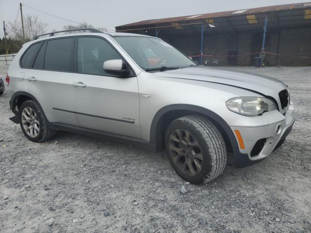 5UXZV4C54D0B05221 - 2013 BMW X5 XDRIVE35I SILVER photo 4