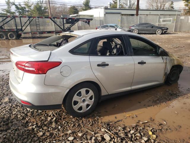 1FADP3E28FL267313 - 2015 FORD FOCUS S SILVER photo 3