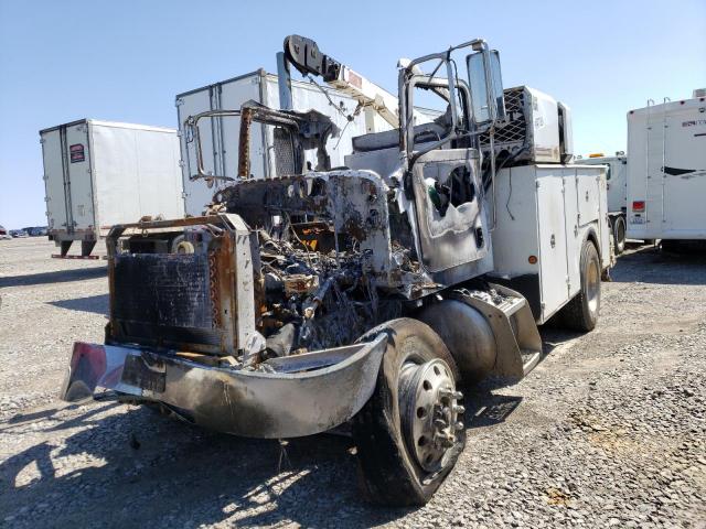 2NPLHD7X87M691803 - 2007 PETERBILT 335 WHITE photo 2