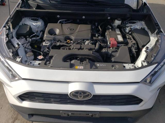 2T3W1RFV8MW182949 - 2021 TOYOTA RAV4 XLE WHITE photo 11