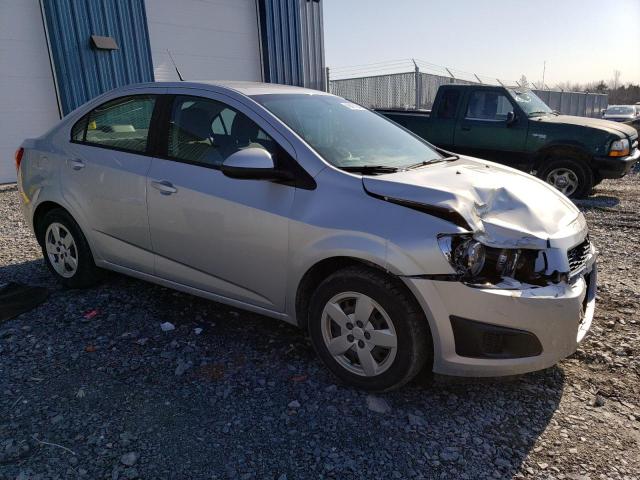 1G1JB5EH6E4122011 - 2014 CHEVROLET SONIC LS SILVER photo 4