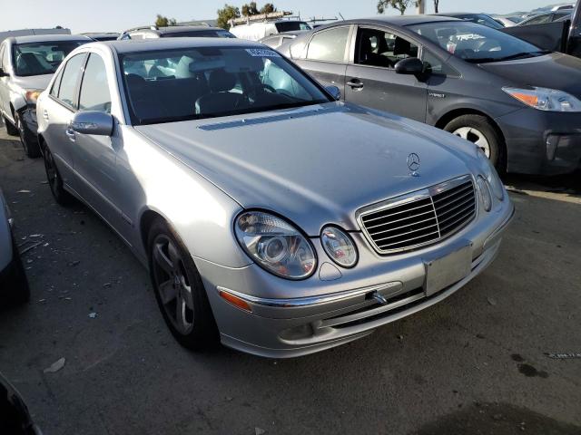 WDBUF65J53A116778 - 2003 MERCEDES-BENZ E 320 SILVER photo 4