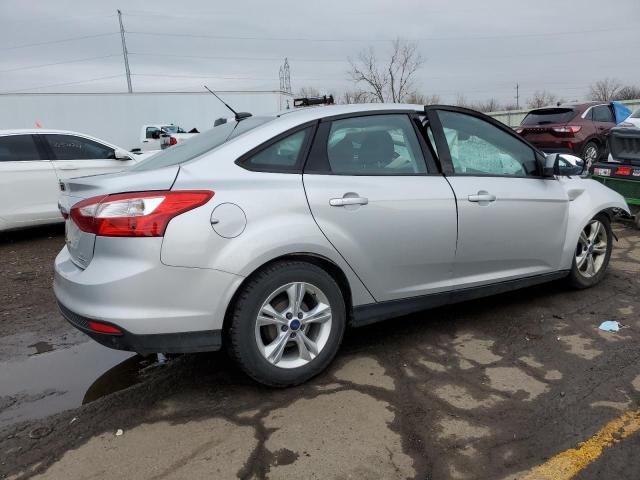 1FADP3F20EL371808 - 2014 FORD FOCUS SE SILVER photo 3