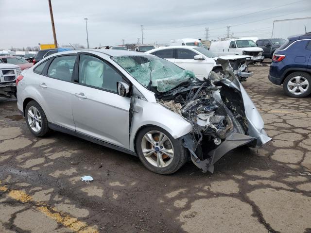 1FADP3F20EL371808 - 2014 FORD FOCUS SE SILVER photo 4