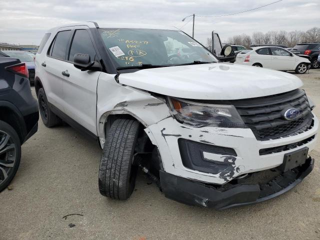 1FM5K8AR9JGA58379 - 2018 FORD EXPLORER POLICE INTERCEPTOR WHITE photo 4