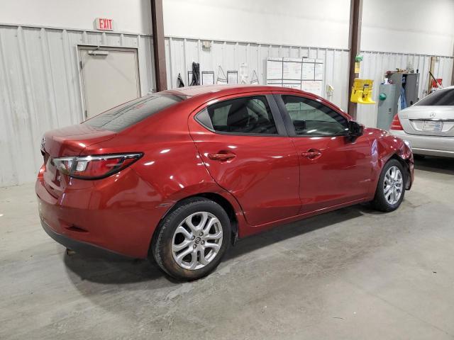 3MYDLBZV8GY113893 - 2016 TOYOTA SCION IA RED photo 3