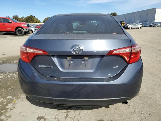 5YFBURHEXJP758436 - 2018 TOYOTA COROLLA L GRAY photo 6