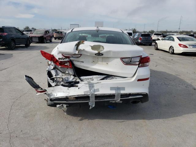 5XXGT4L36LG382525 - 2020 KIA OPTIMA LX WHITE photo 6